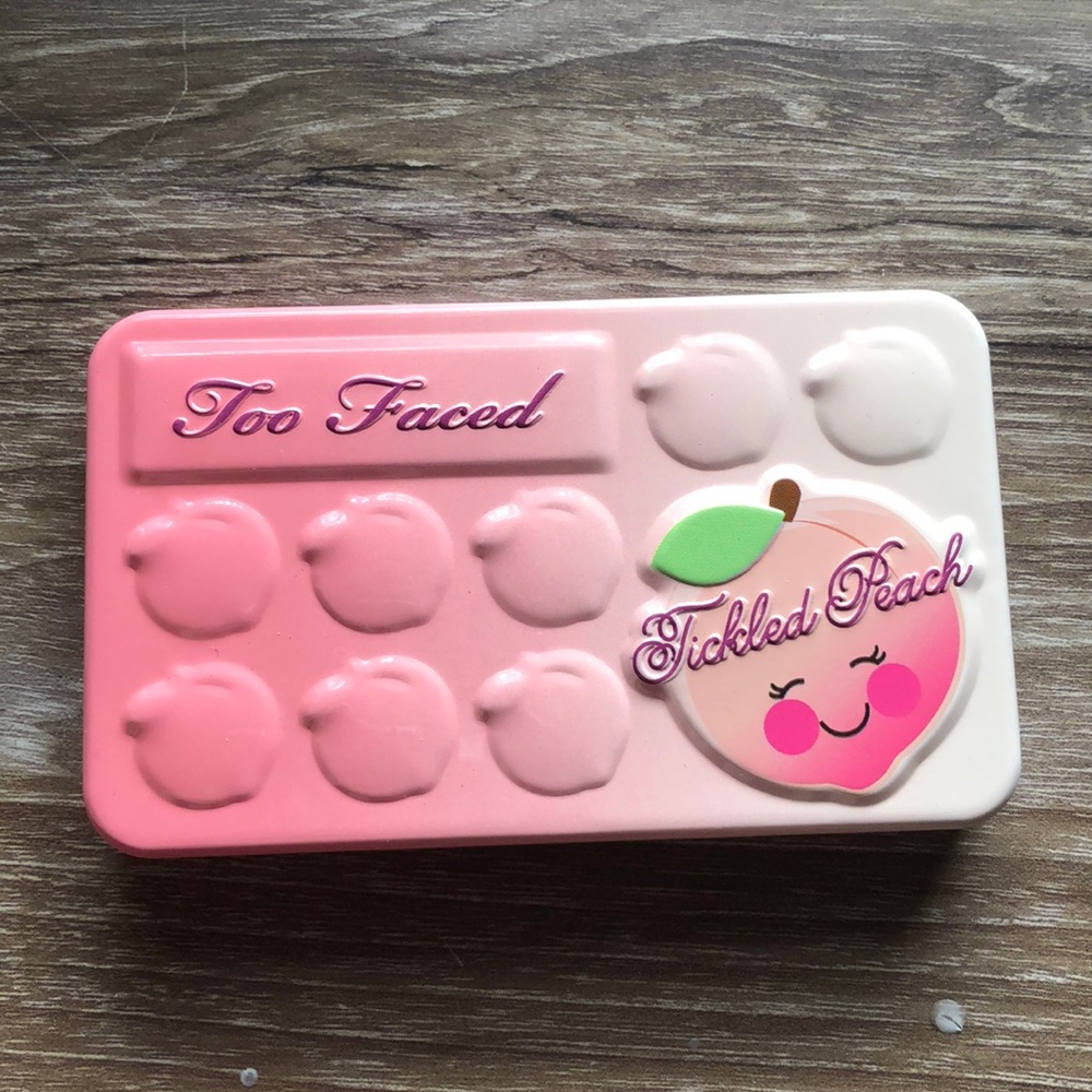 Too Faced Tickled Peach Eyeshadow Palette